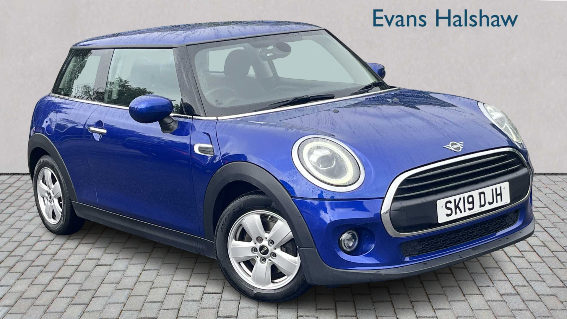 Main listing image - MINI Hatchback
