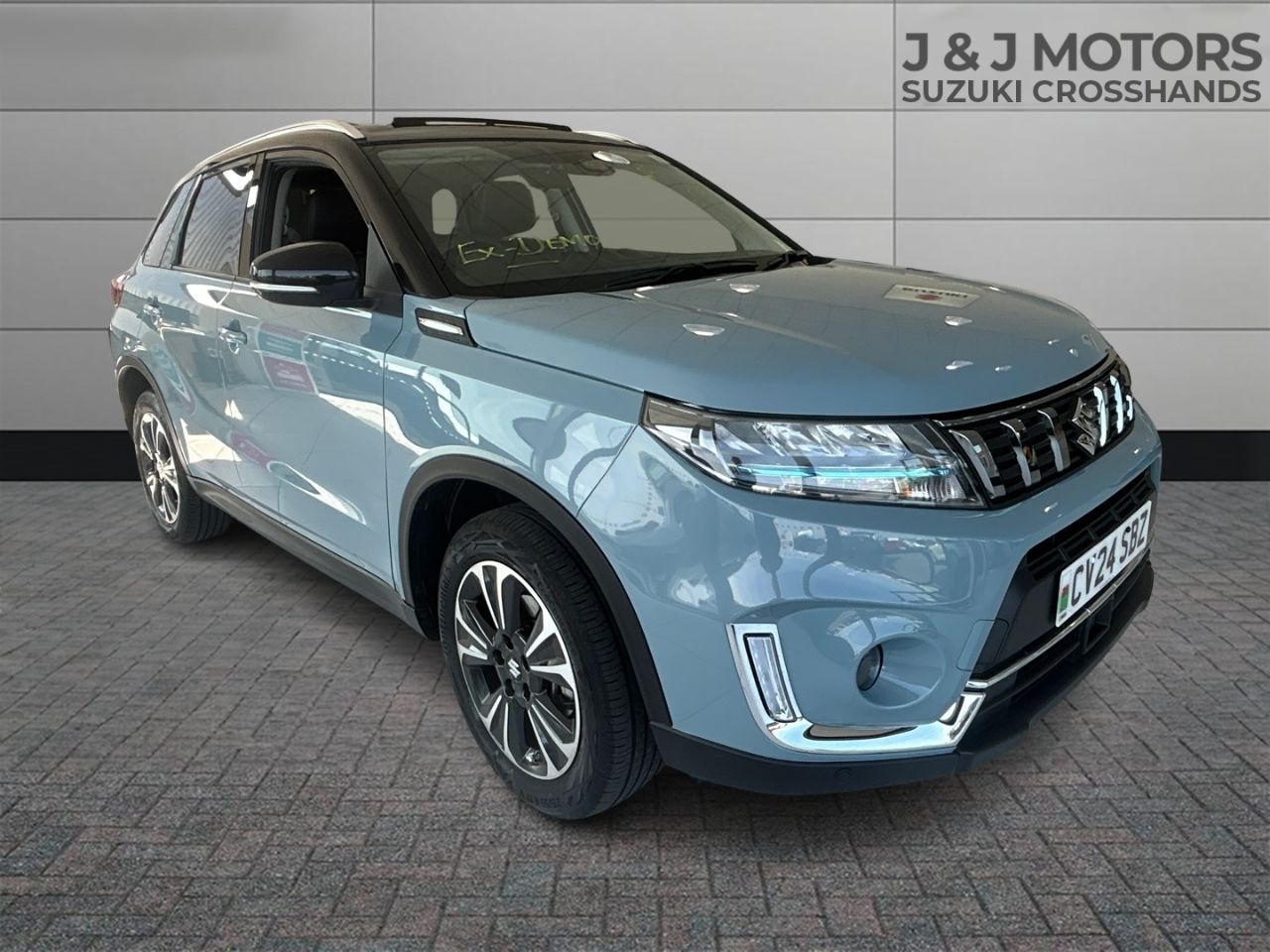 Main listing image - Suzuki Vitara