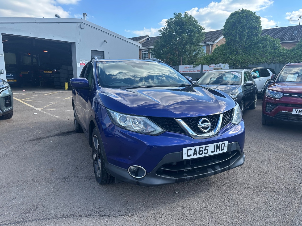 Main listing image - Nissan Qashqai