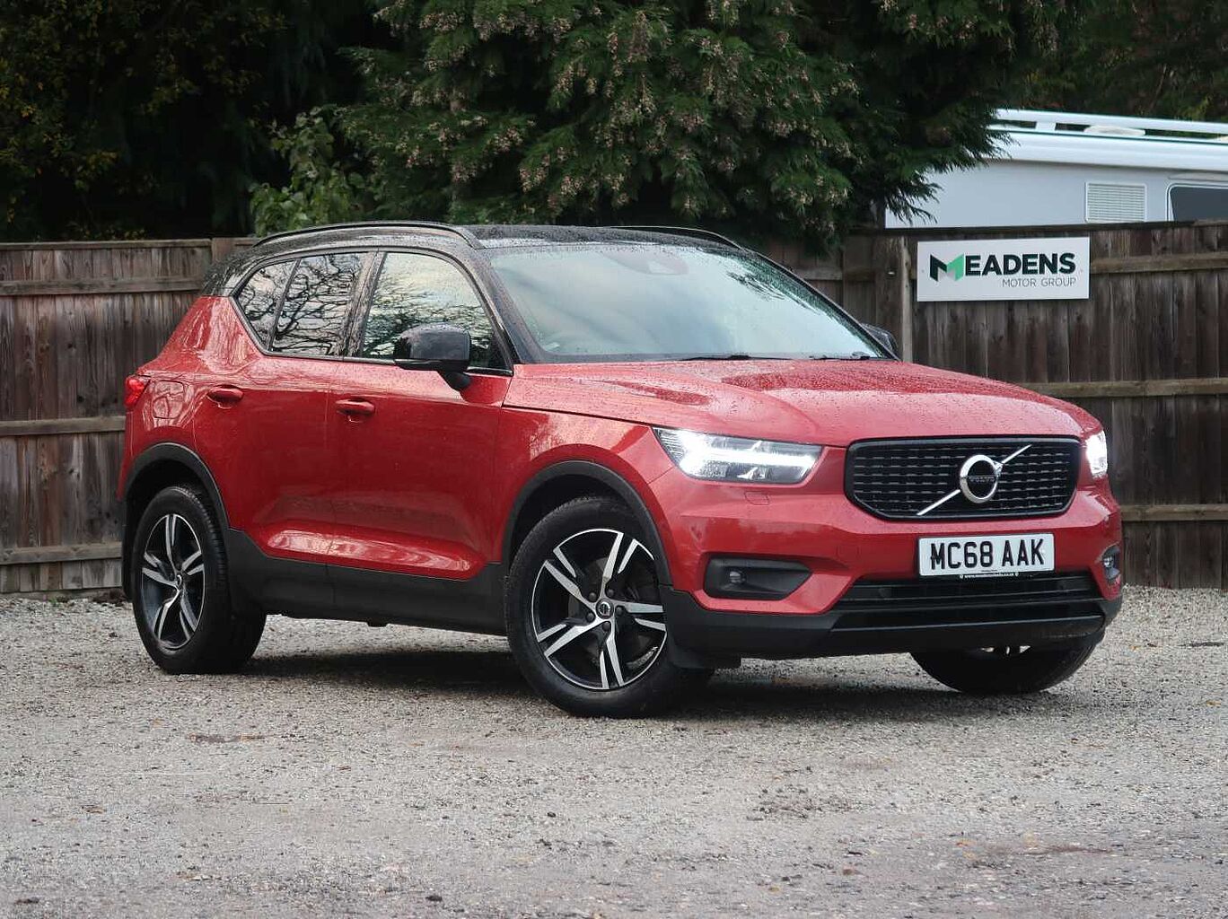 Main listing image - Volvo XC40