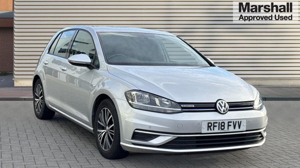 Main listing image - Volkswagen Golf