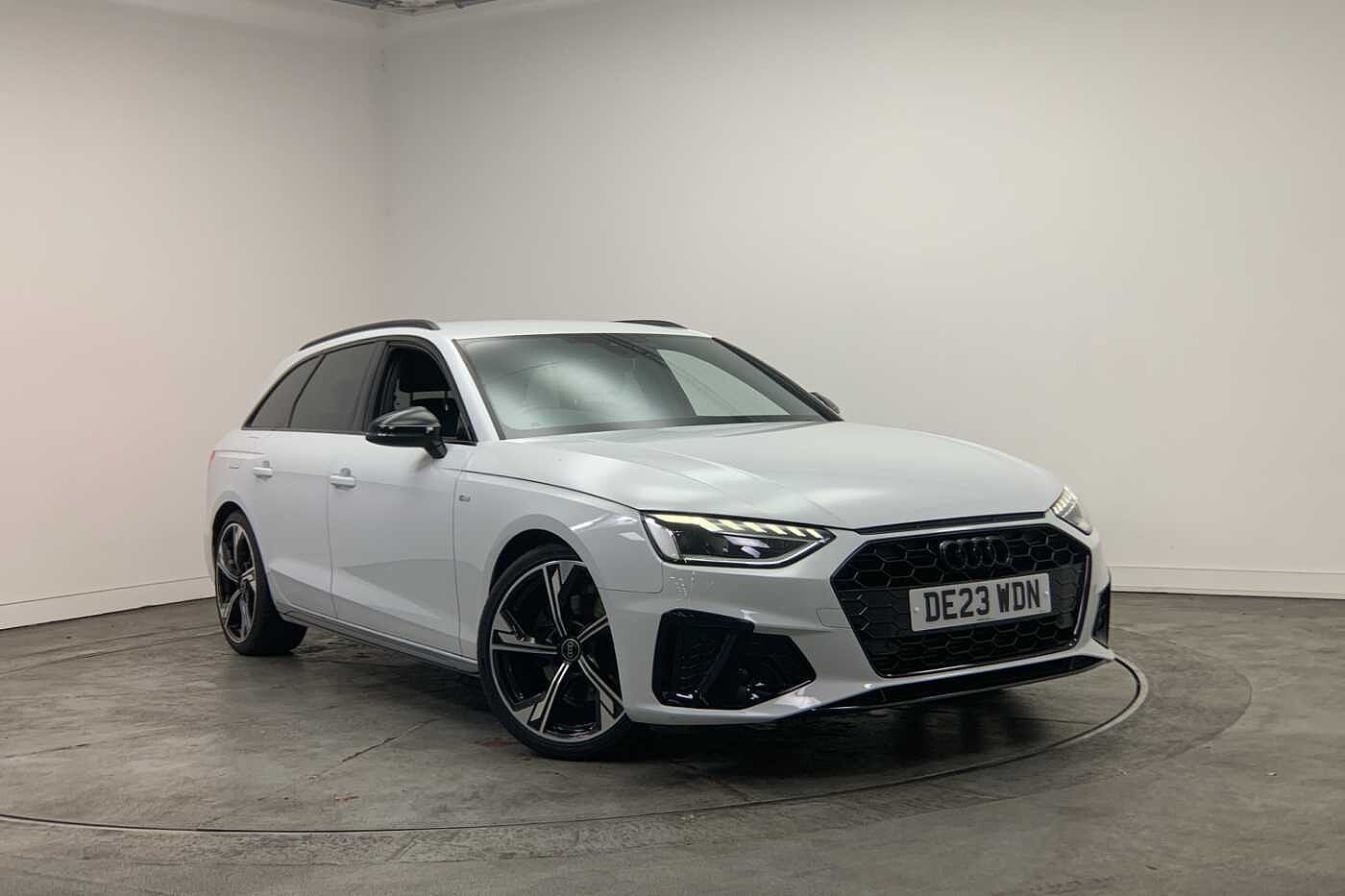 Main listing image - Audi A4