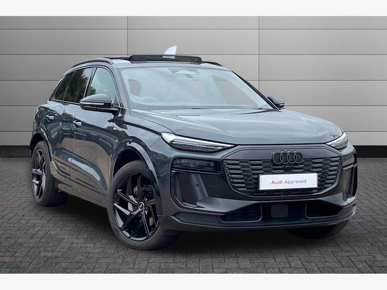 Main listing image - Audi Q6