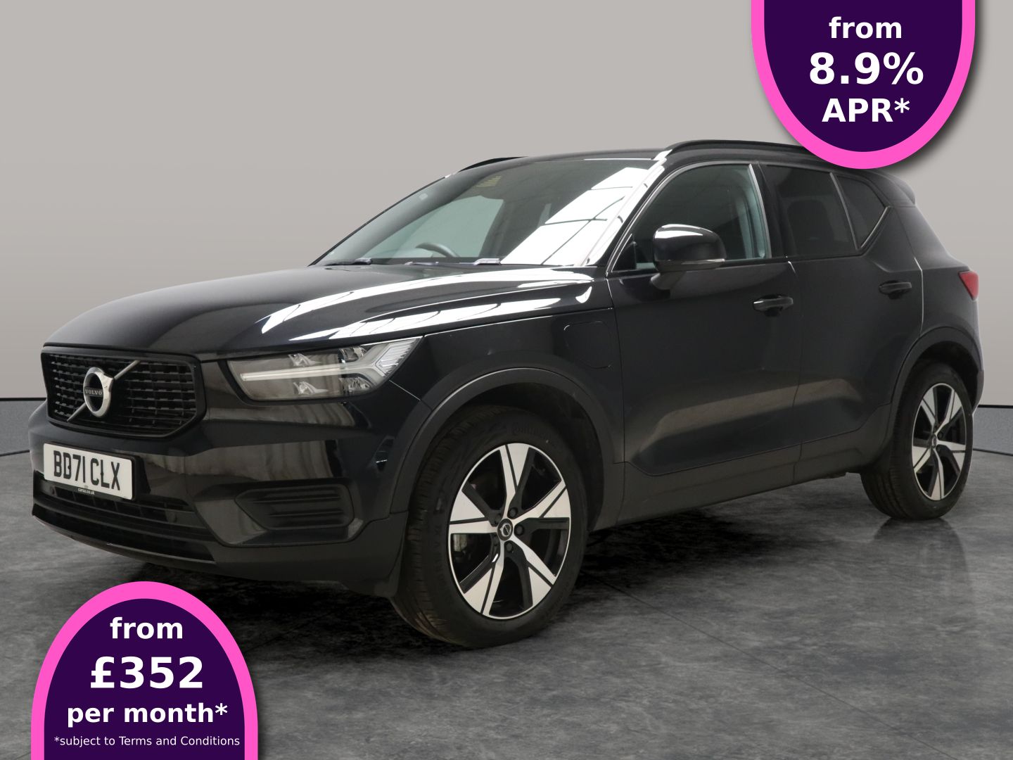 Main listing image - Volvo XC40 Recharge