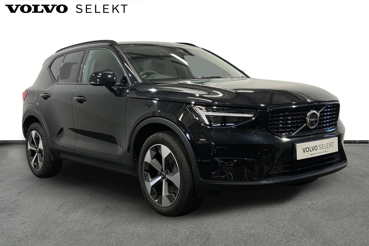 Main listing image - Volvo XC40