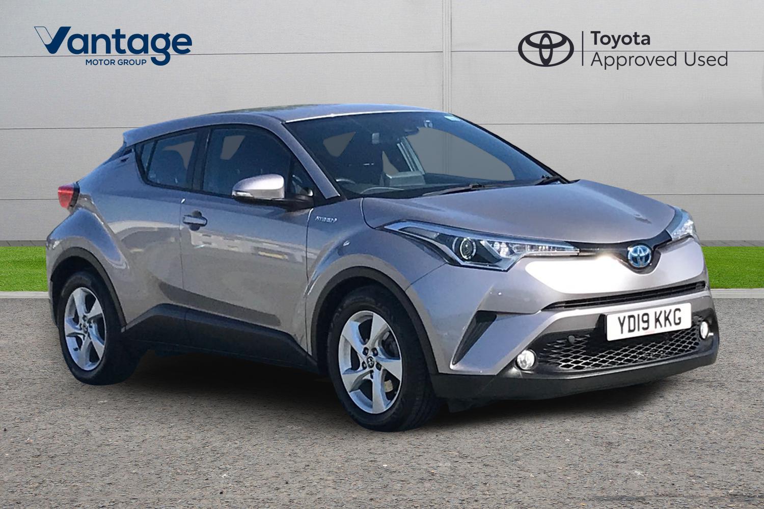 Main listing image - Toyota C-HR