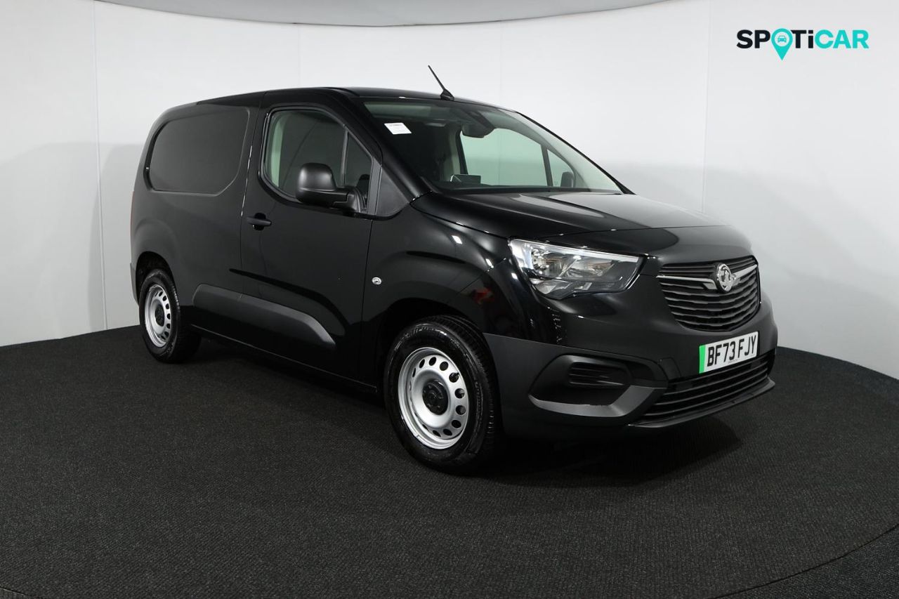 Main listing image - Vauxhall Combo Cargo-e