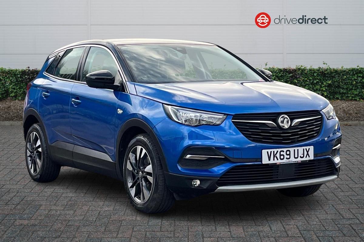 Main listing image - Vauxhall Grandland X