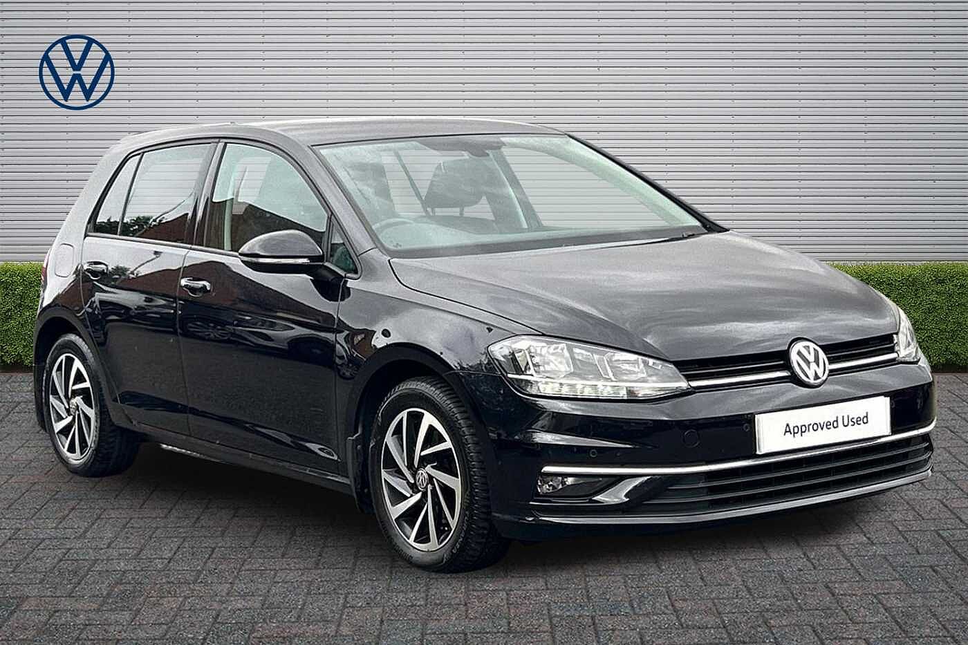 Main listing image - Volkswagen Golf