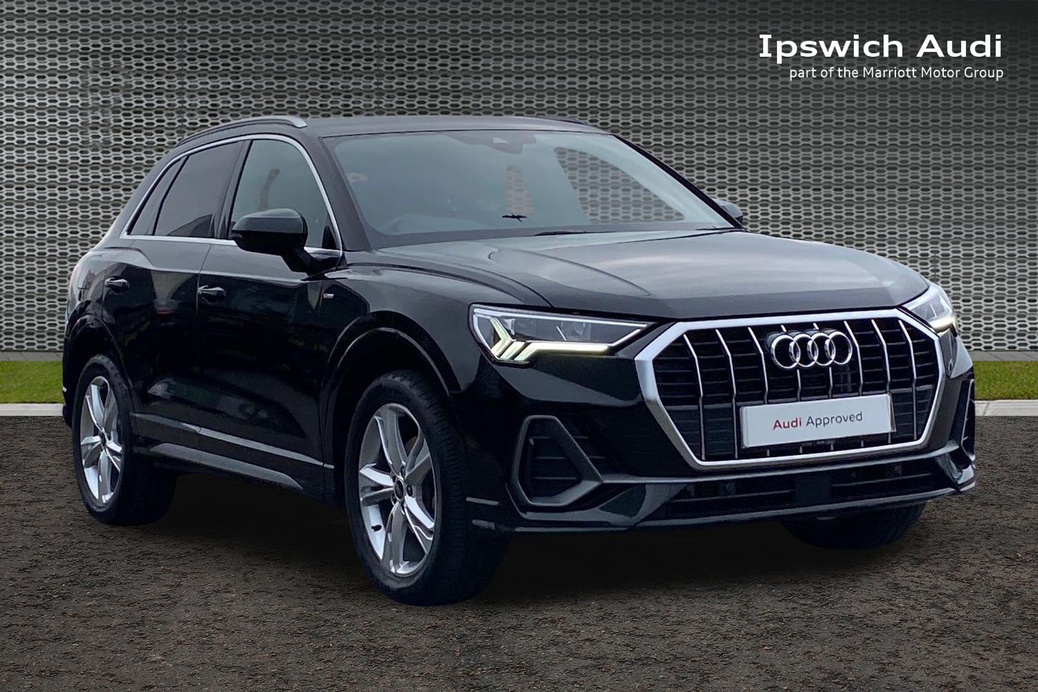 Main listing image - Audi Q3
