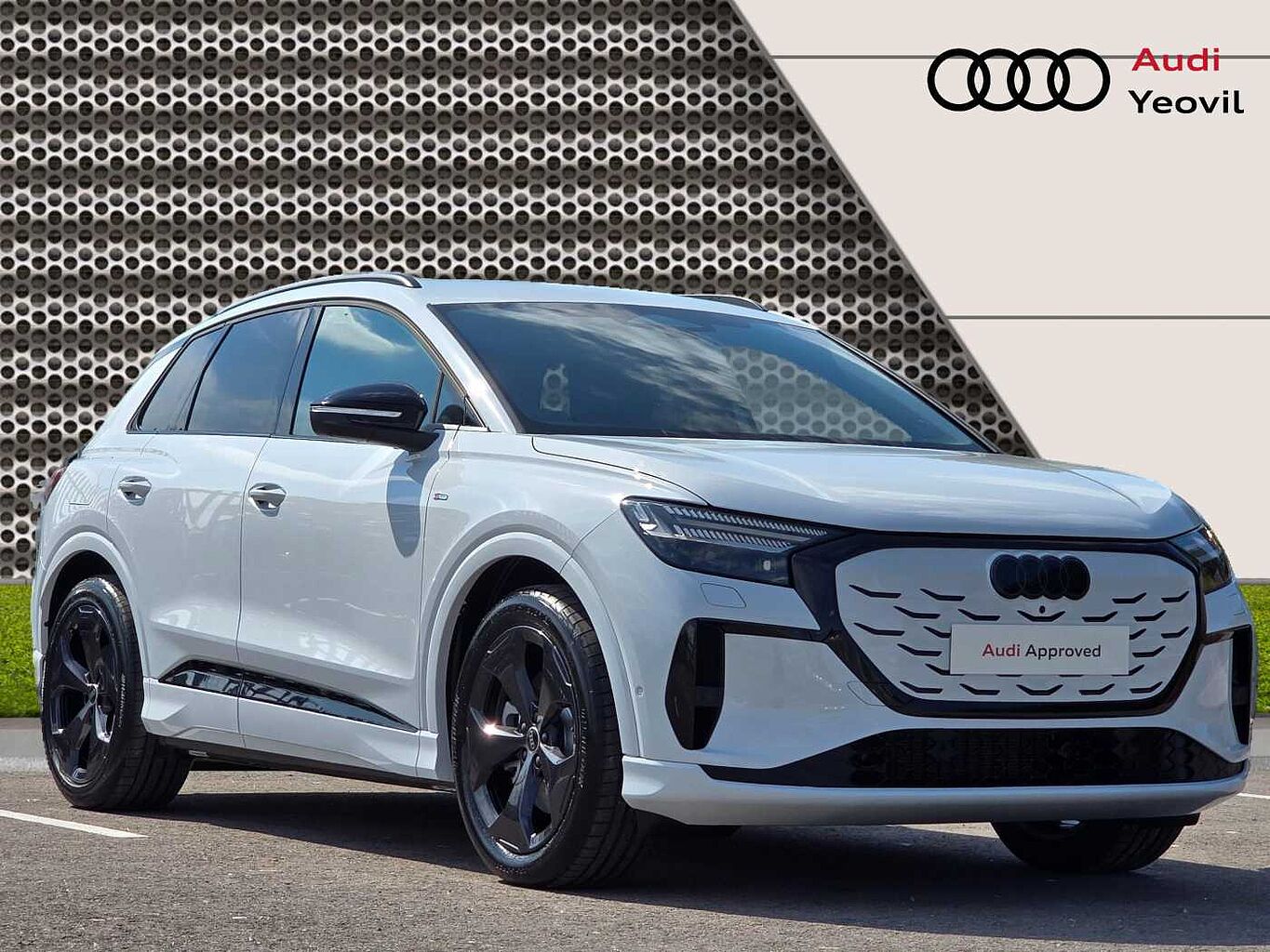 Main listing image - Audi Q4