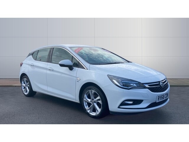 Main listing image - Vauxhall Astra