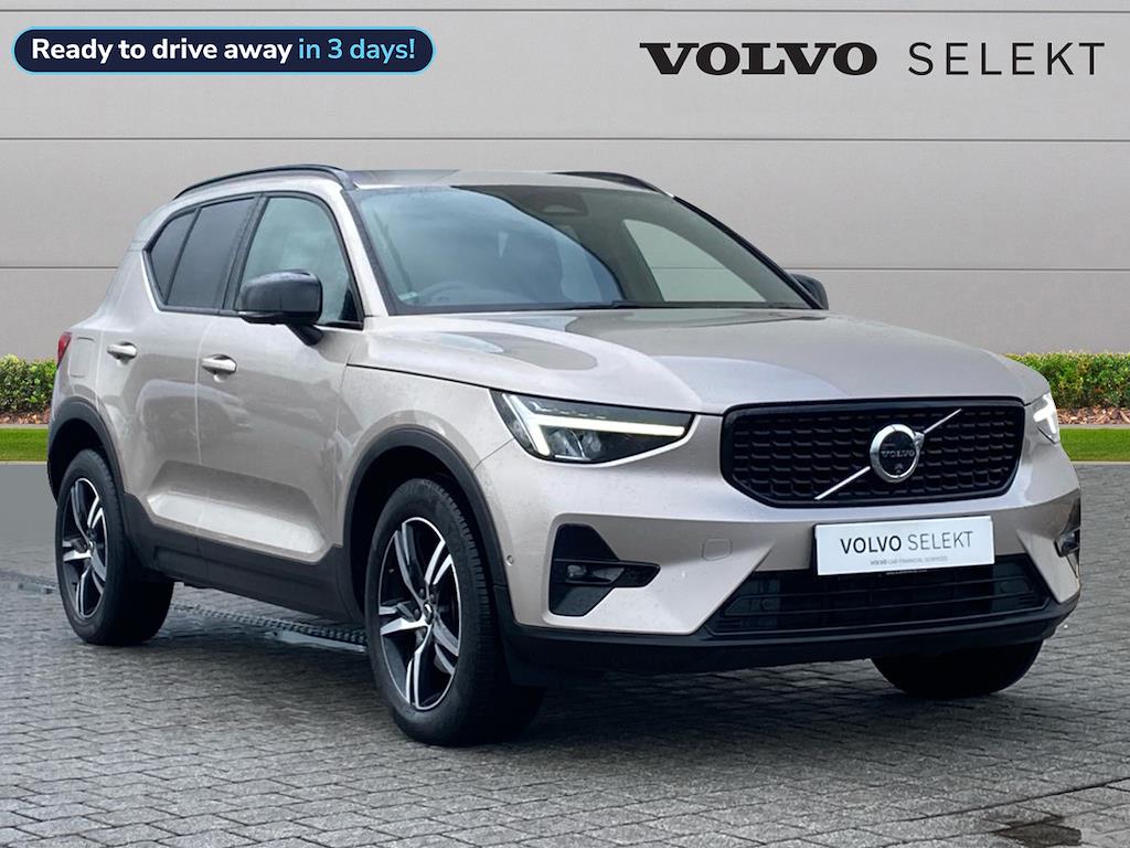 Main listing image - Volvo XC40