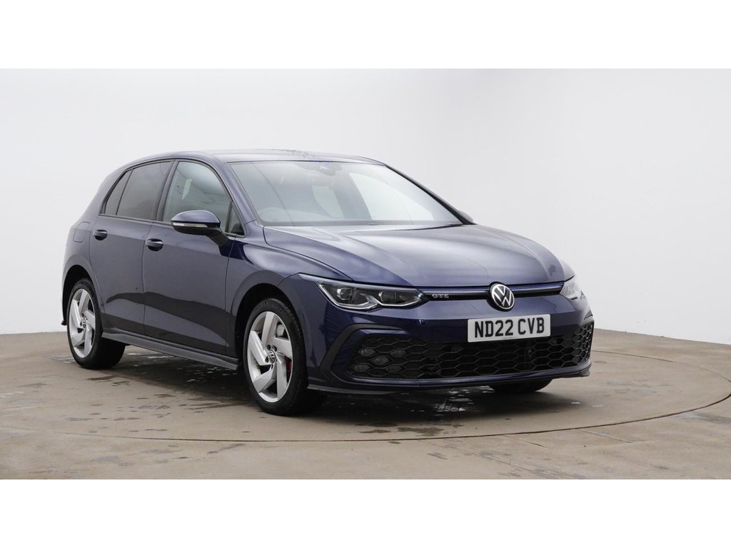 Main listing image - Volkswagen Golf GTE