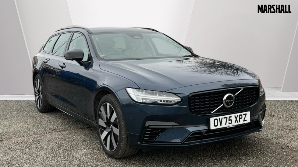 Main listing image - Volvo V90