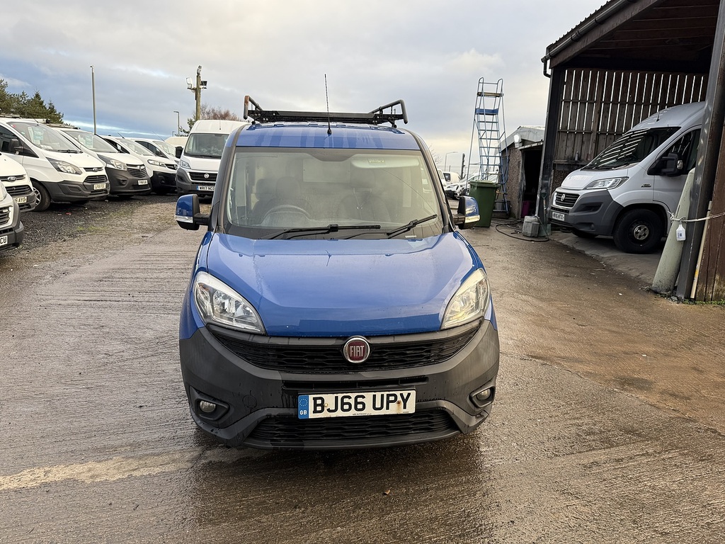 Main listing image - Fiat Doblo