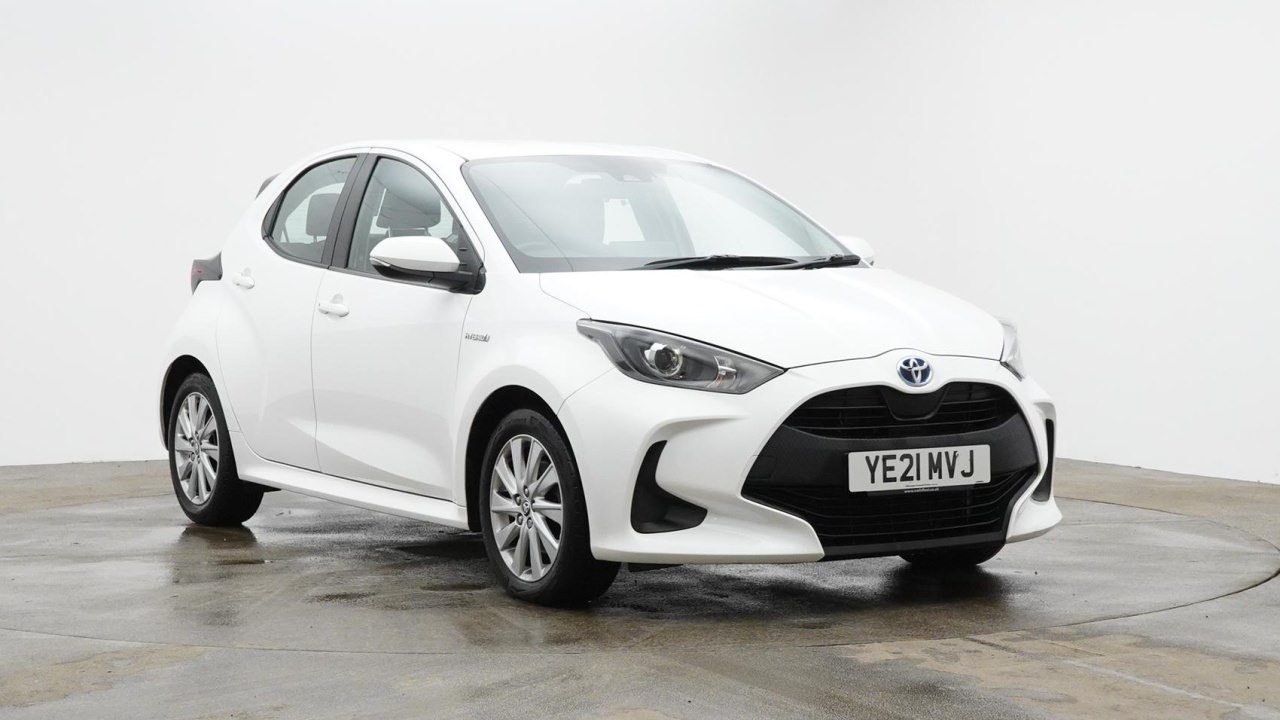 Main listing image - Toyota Yaris