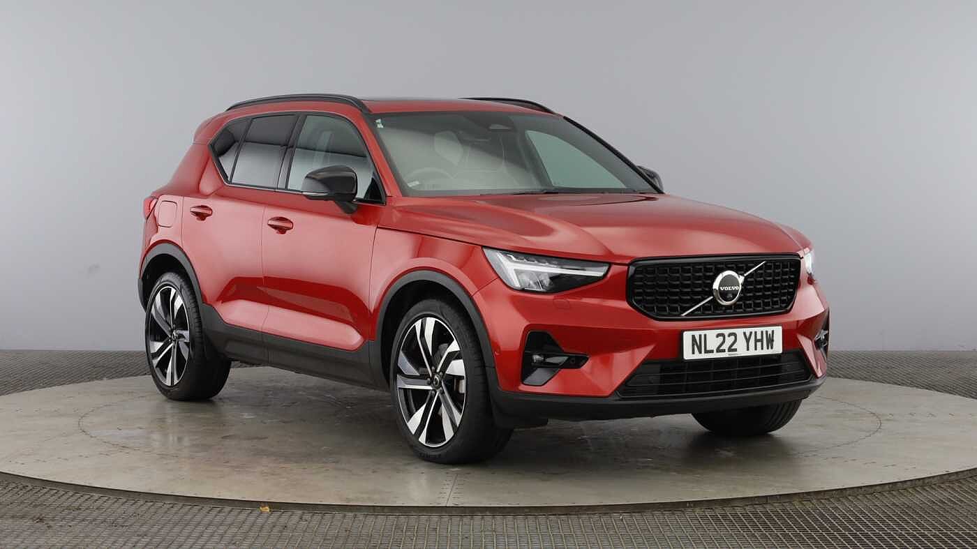 Main listing image - Volvo XC40