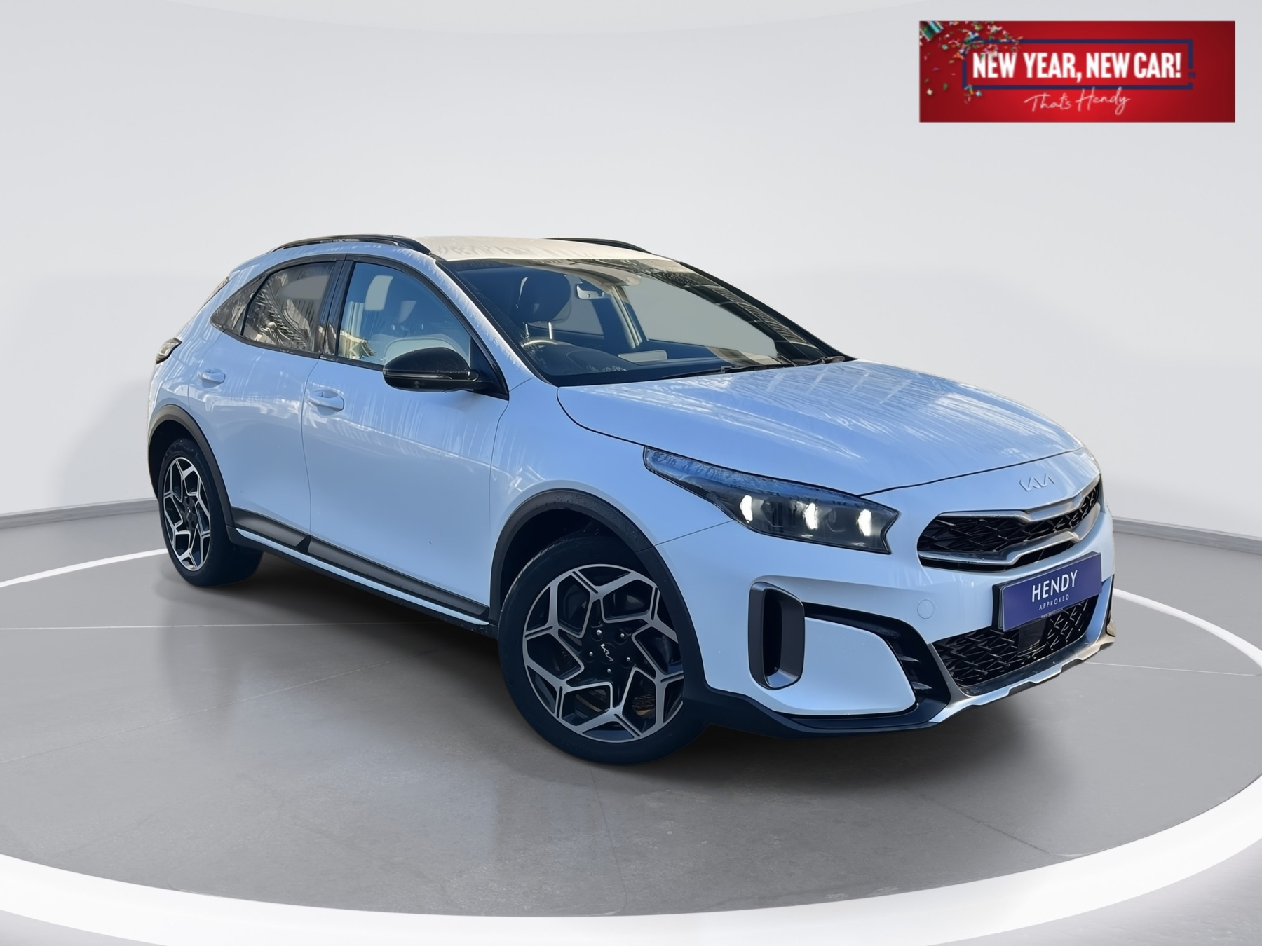 Main listing image - Kia XCeed