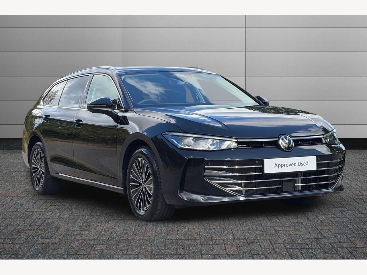 Main listing image - Volkswagen Passat
