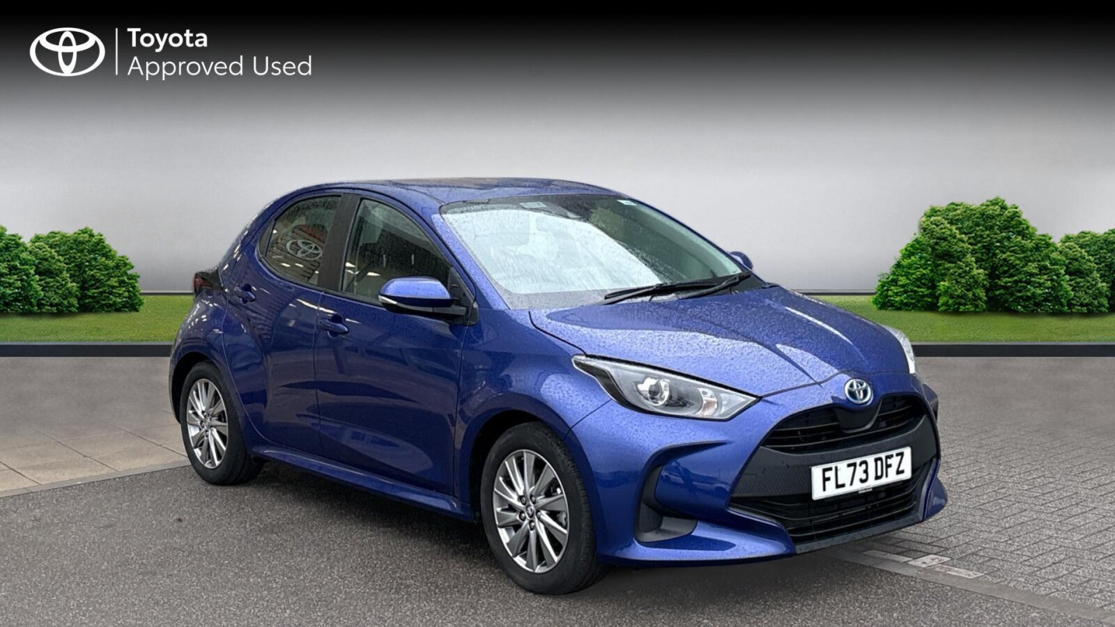 Main listing image - Toyota Yaris