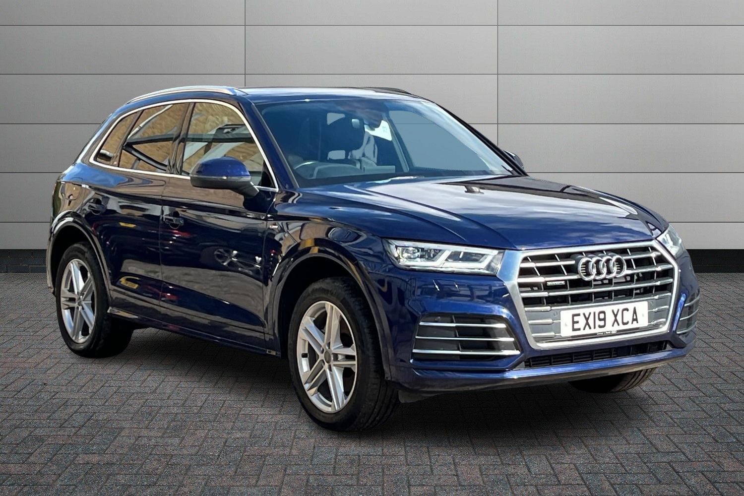 Main listing image - Audi Q5