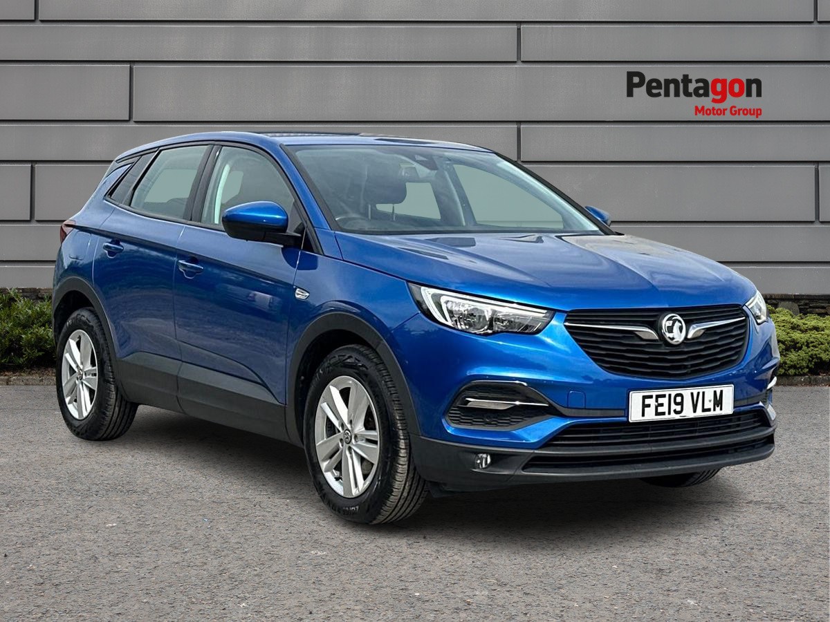 Main listing image - Vauxhall Grandland X