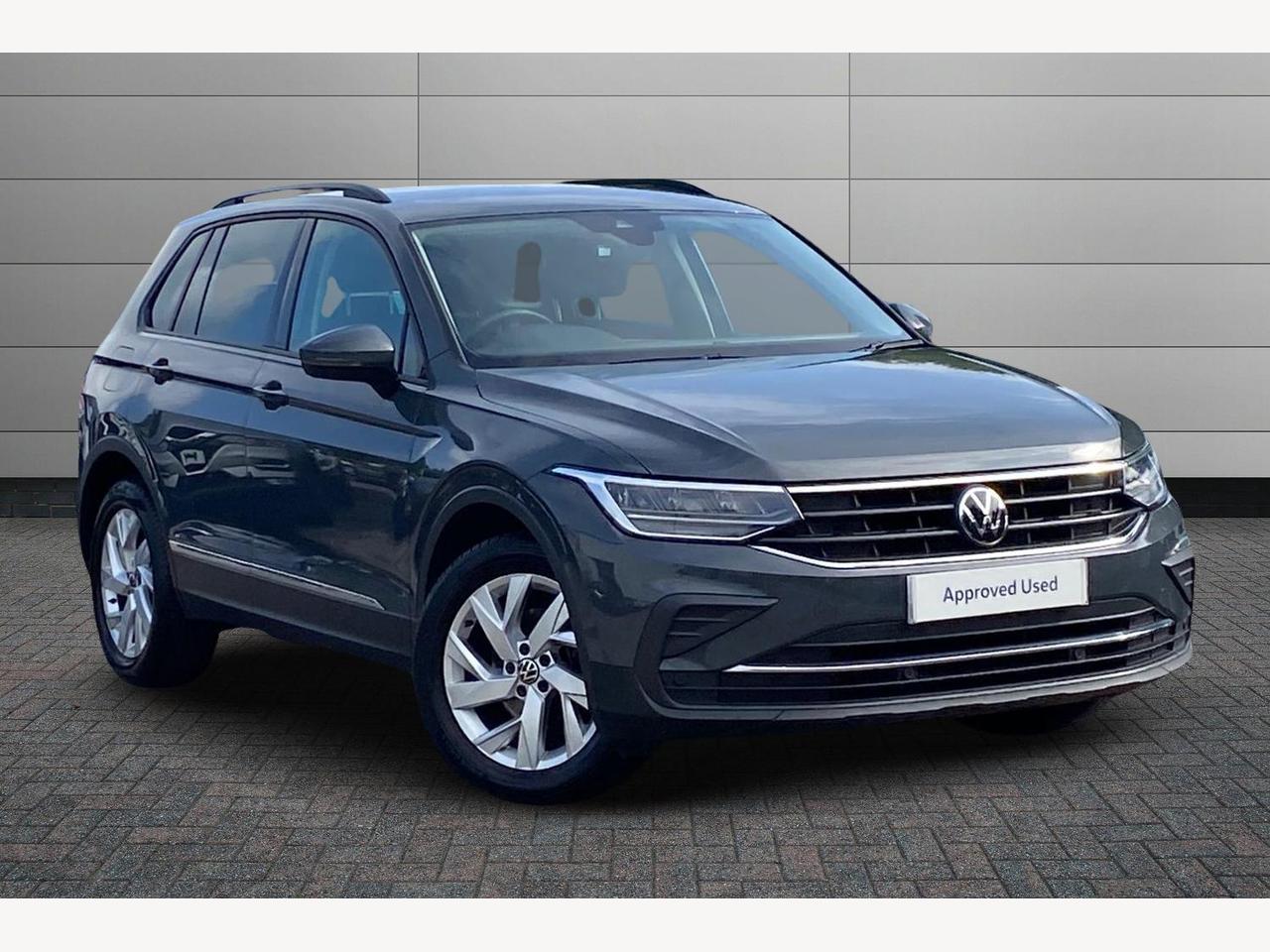 Main listing image - Volkswagen Tiguan