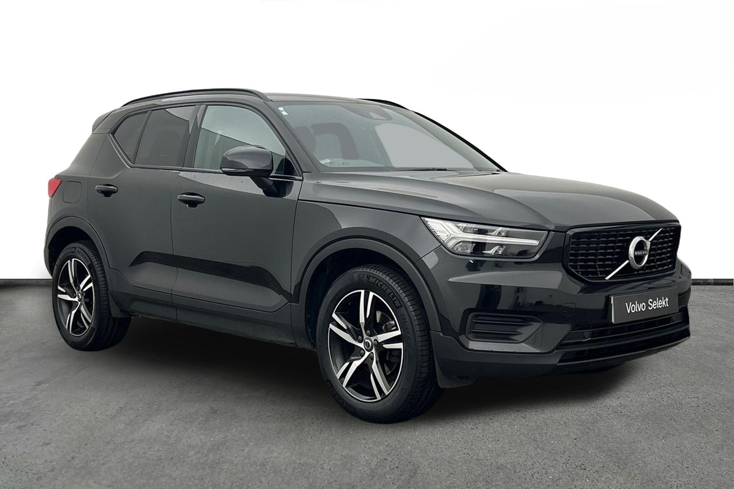 Main listing image - Volvo XC40