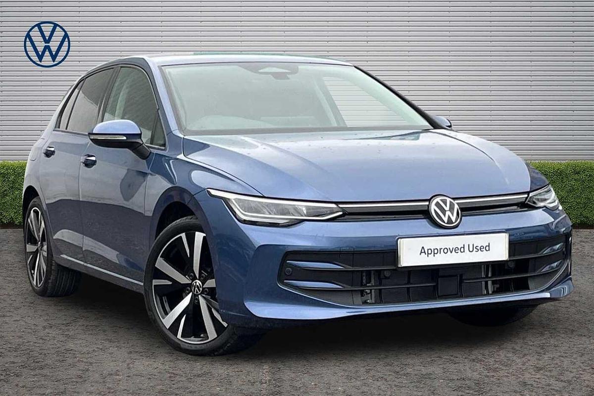 Main listing image - Volkswagen Golf