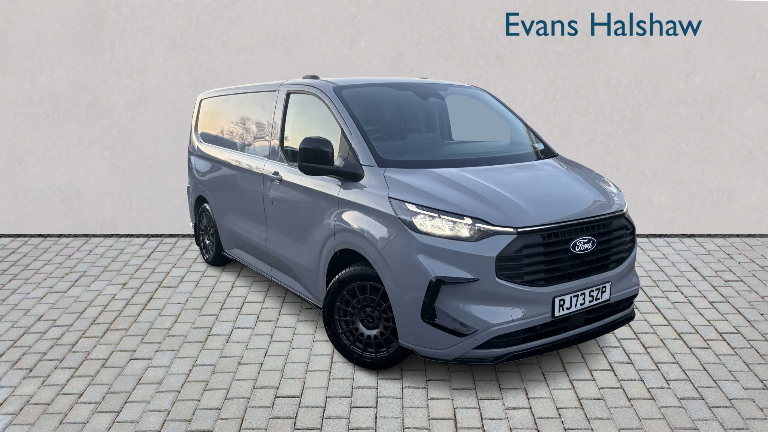 Main listing image - Ford Transit Custom