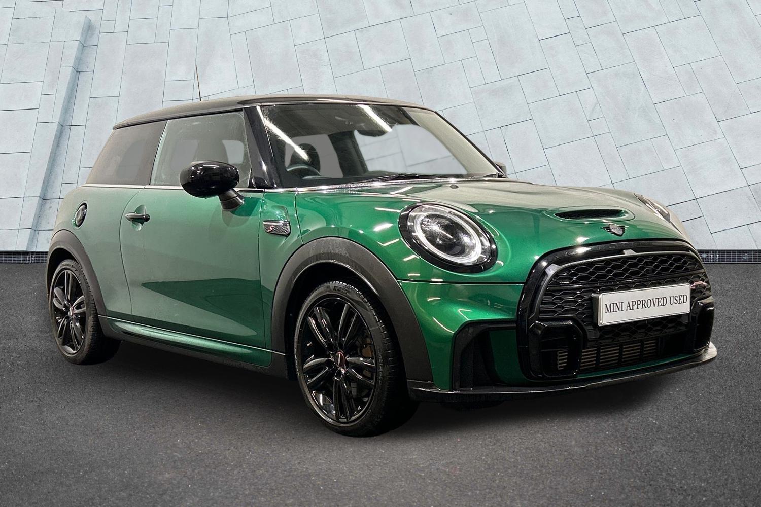 Main listing image - MINI Hatchback