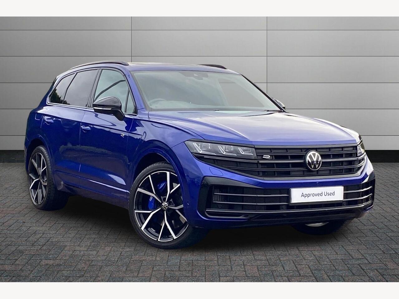 Main listing image - Volkswagen Touareg
