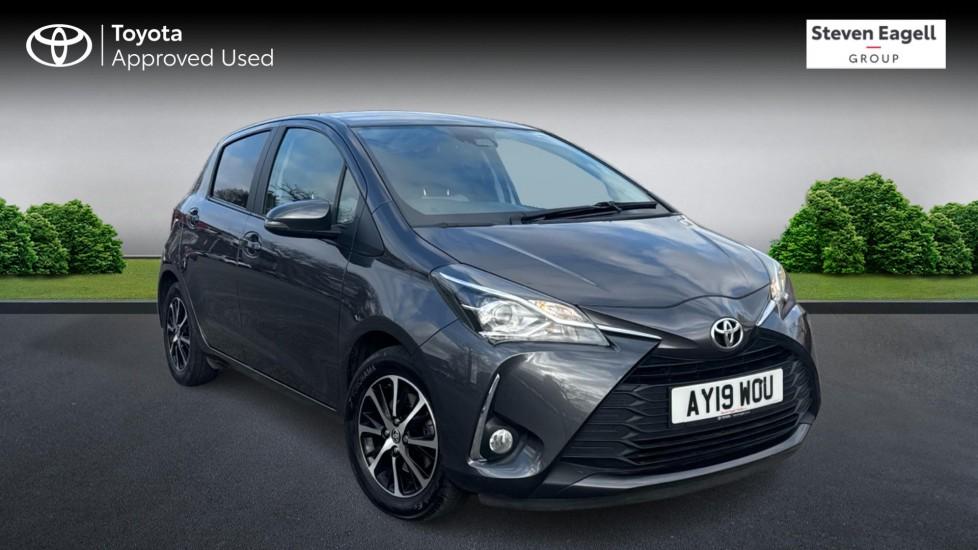 Main listing image - Toyota Yaris