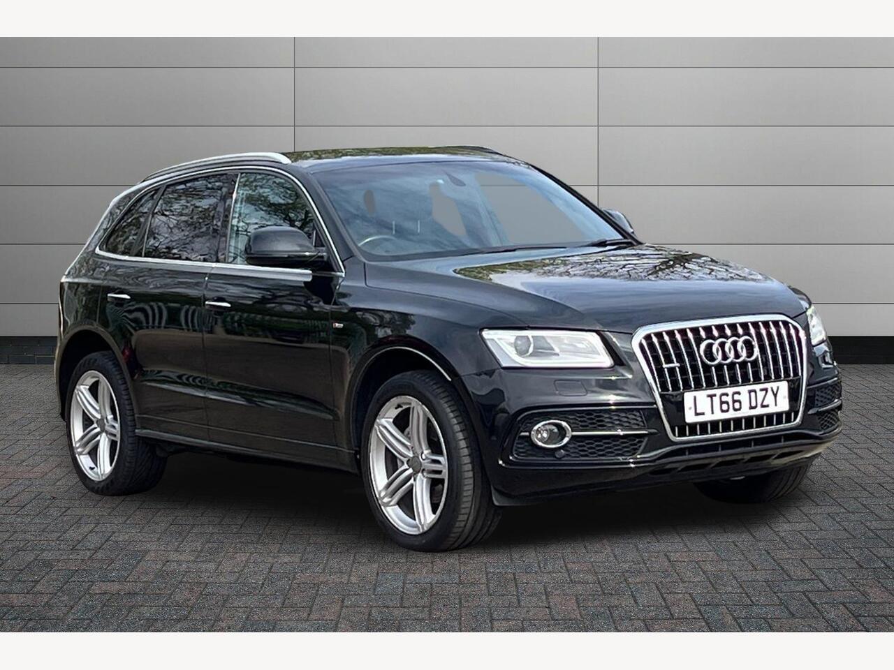 Main listing image - Audi Q5