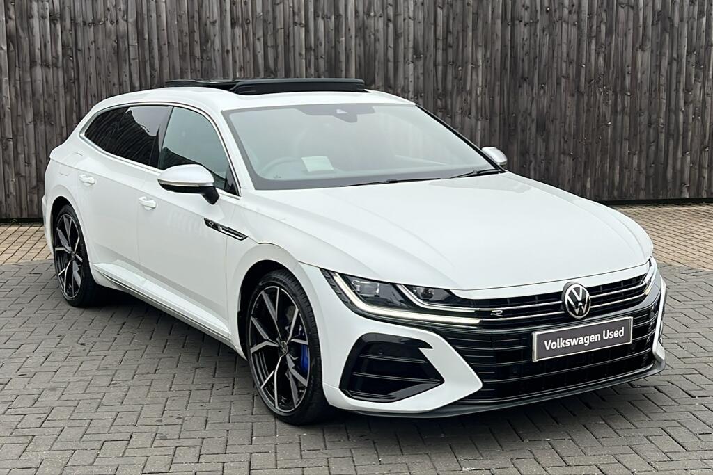 Main listing image - Volkswagen Arteon Shooting Brake