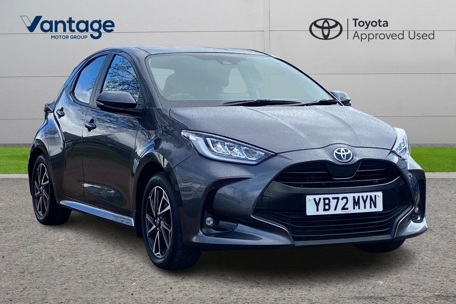 Main listing image - Toyota Yaris