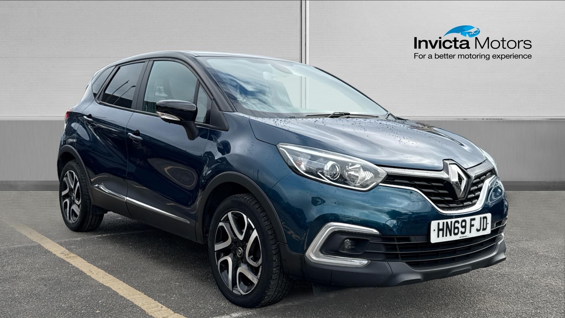 Main listing image - Renault Captur