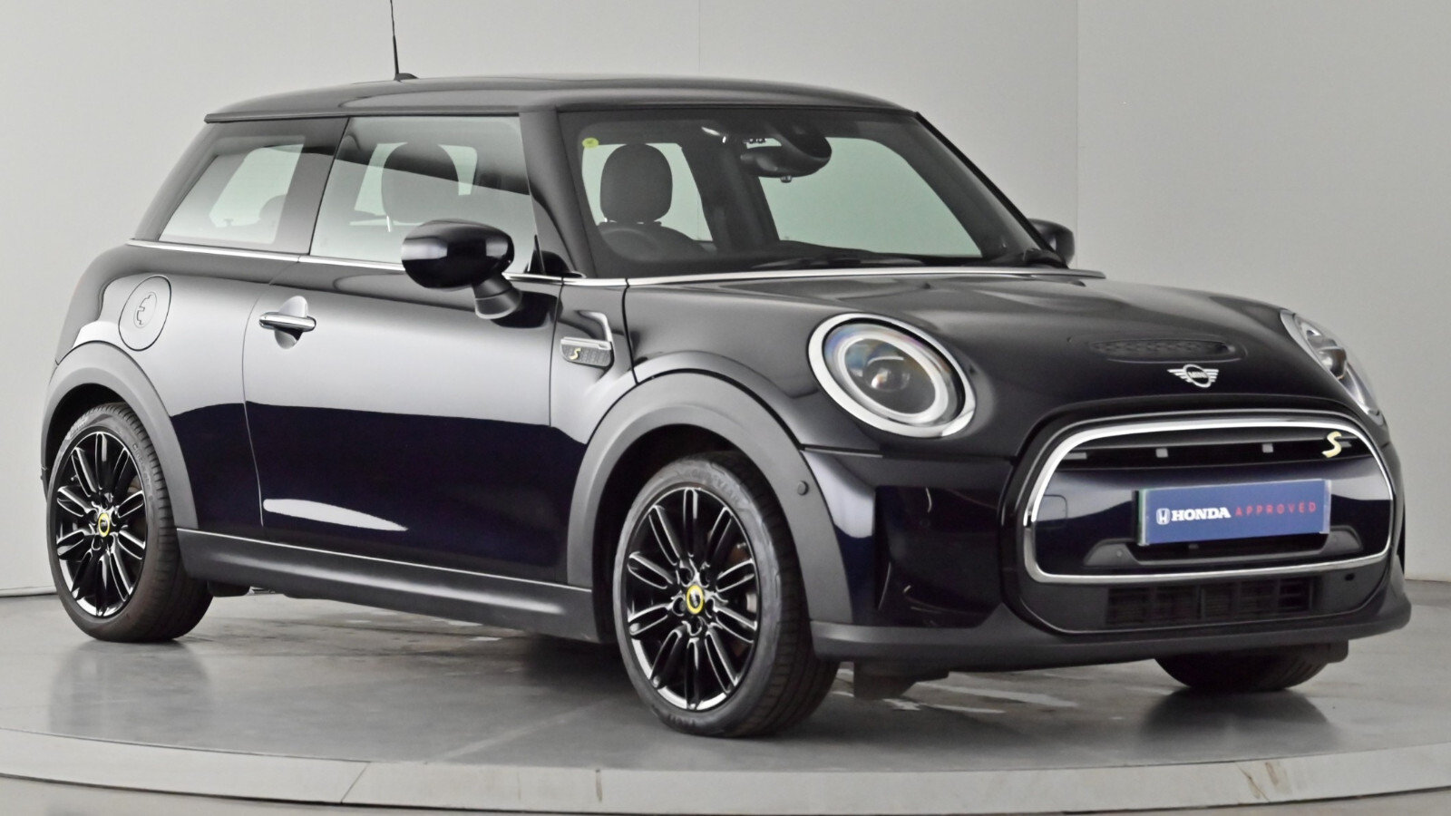 Main listing image - MINI Electric