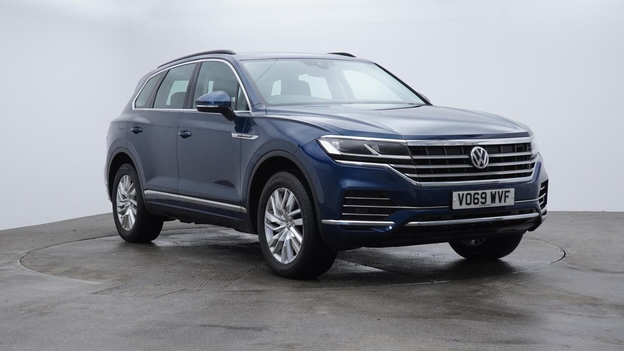 Main listing image - Volkswagen Touareg