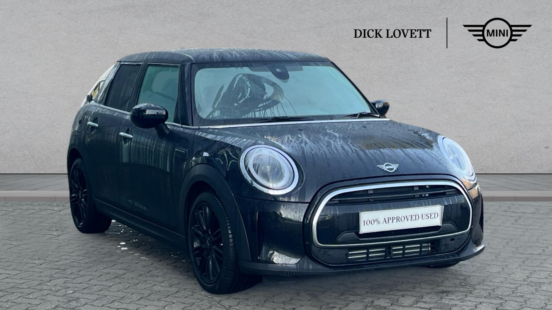 Main listing image - MINI Hatchback 5dr