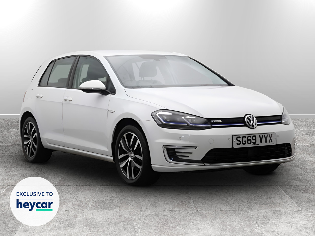 Main listing image - Volkswagen e-Golf