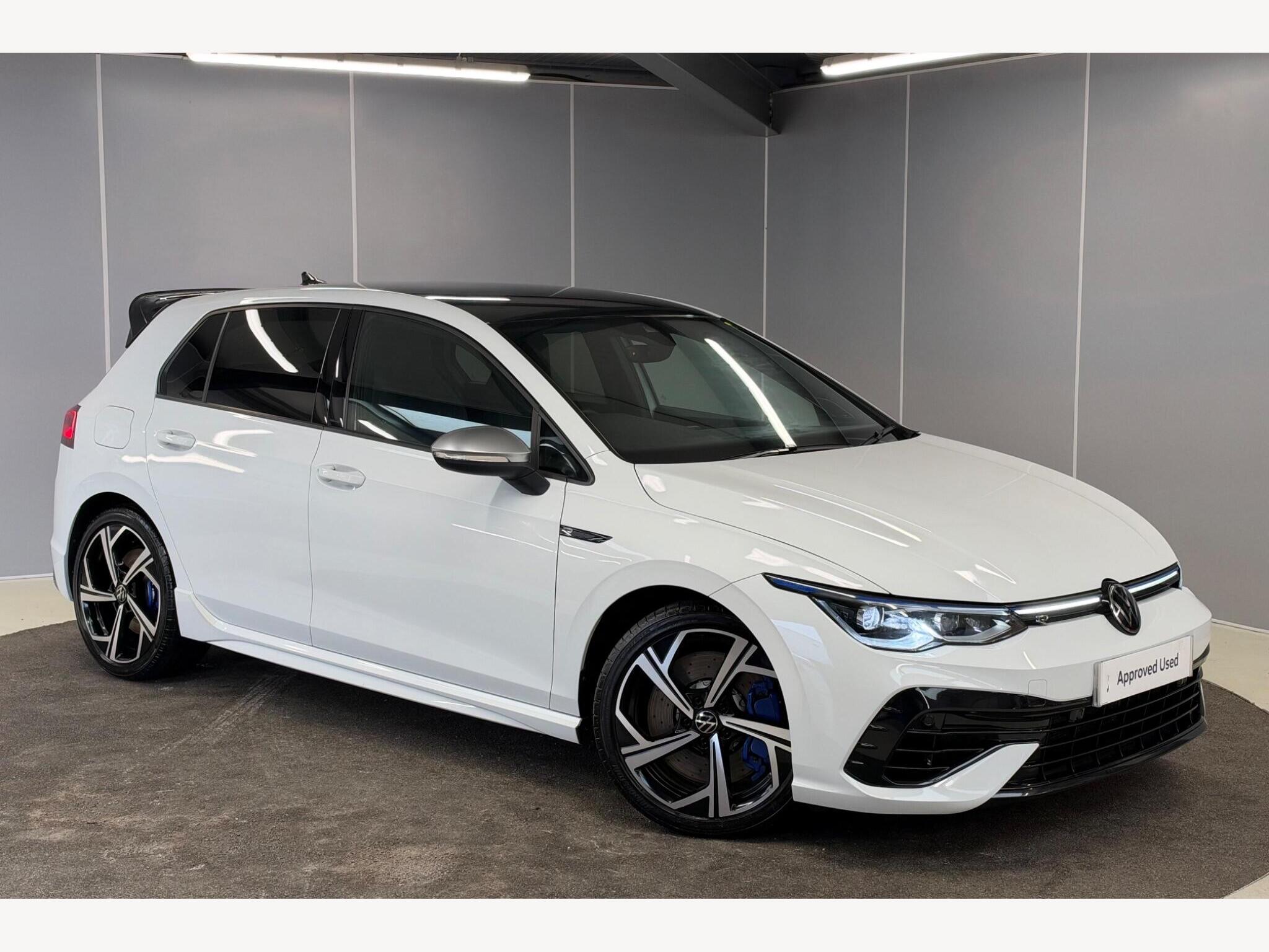 Main listing image - Volkswagen Golf