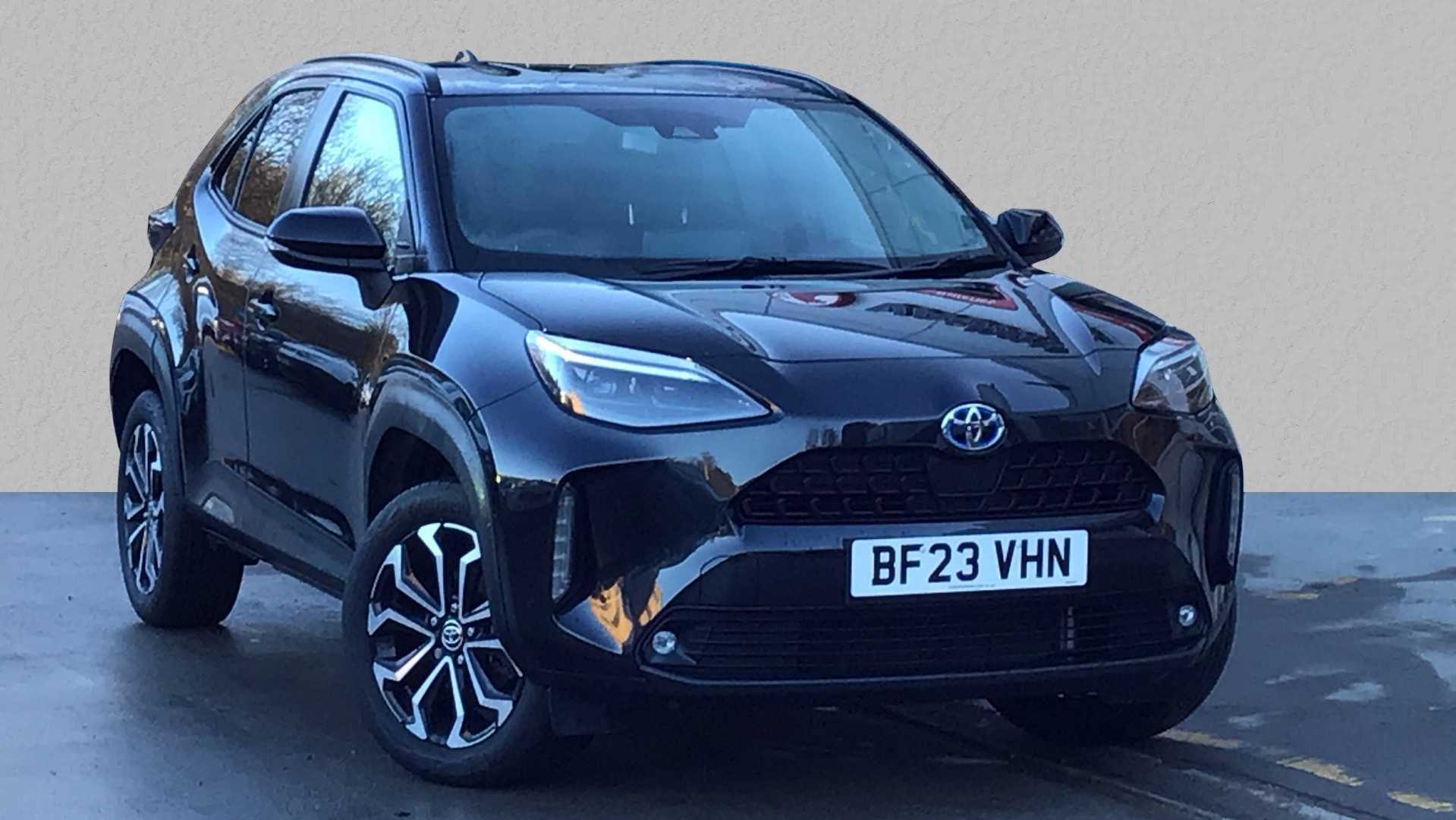 Main listing image - Toyota Yaris Cross