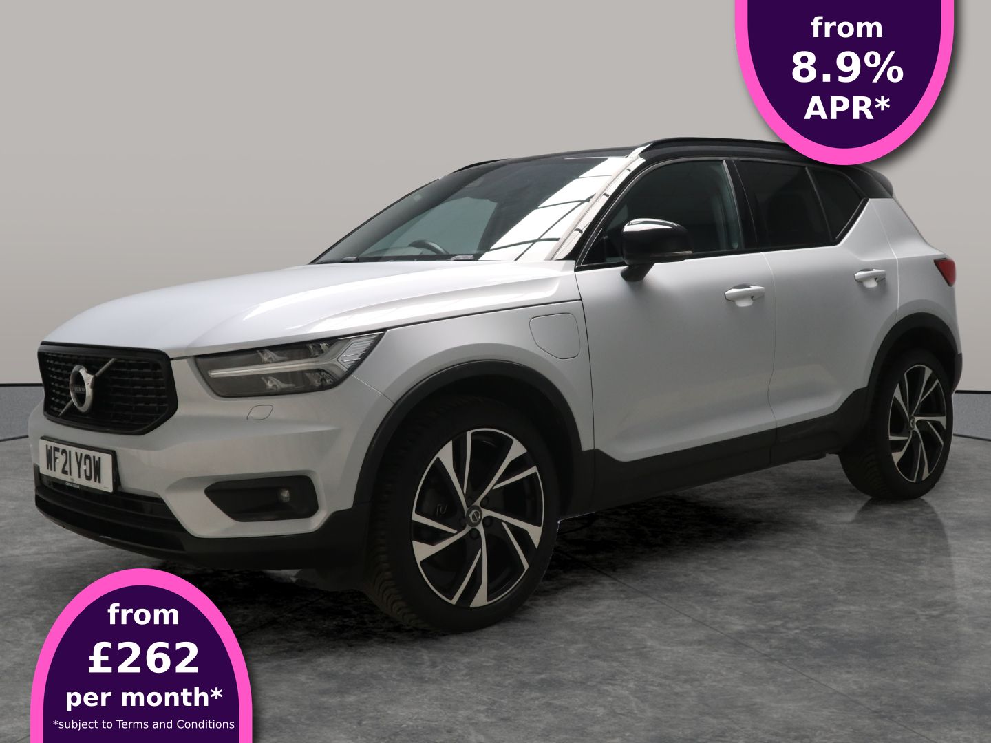 Main listing image - Volvo XC40 Recharge