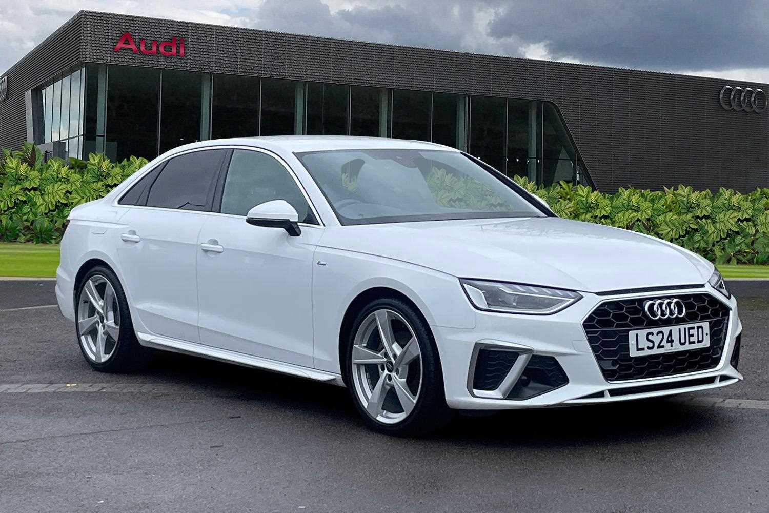 Main listing image - Audi A4