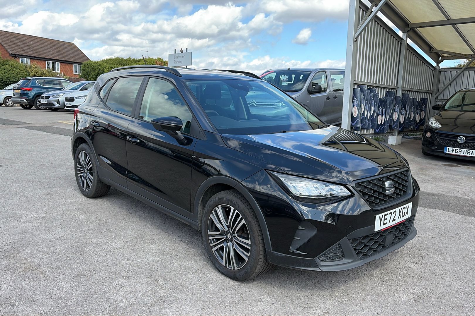 Main listing image - SEAT Arona