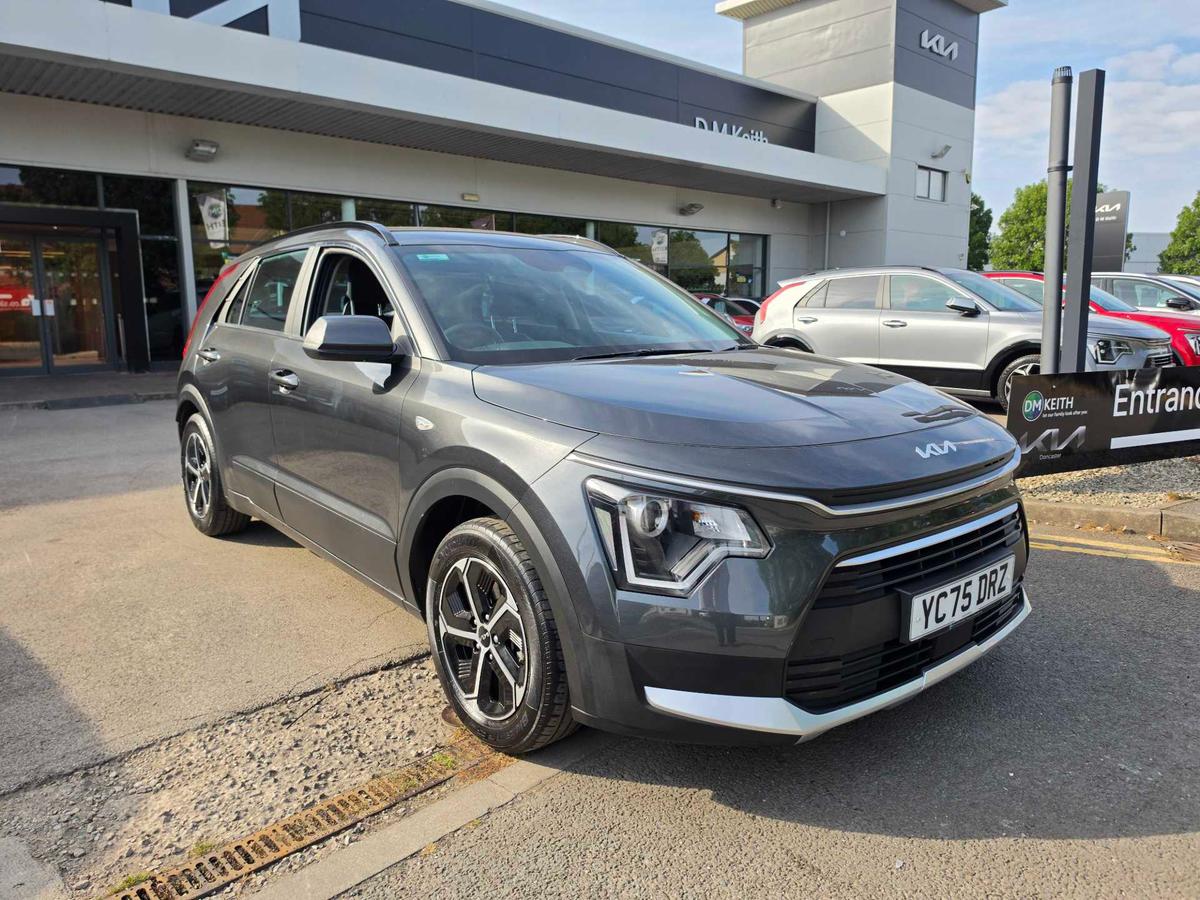 Main listing image - Kia Niro