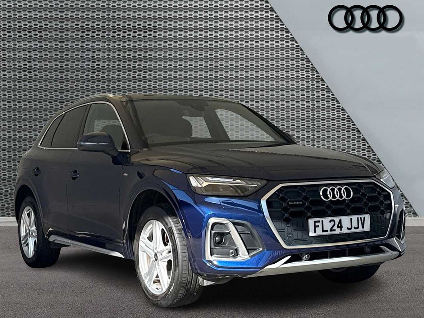Main listing image - Audi Q5