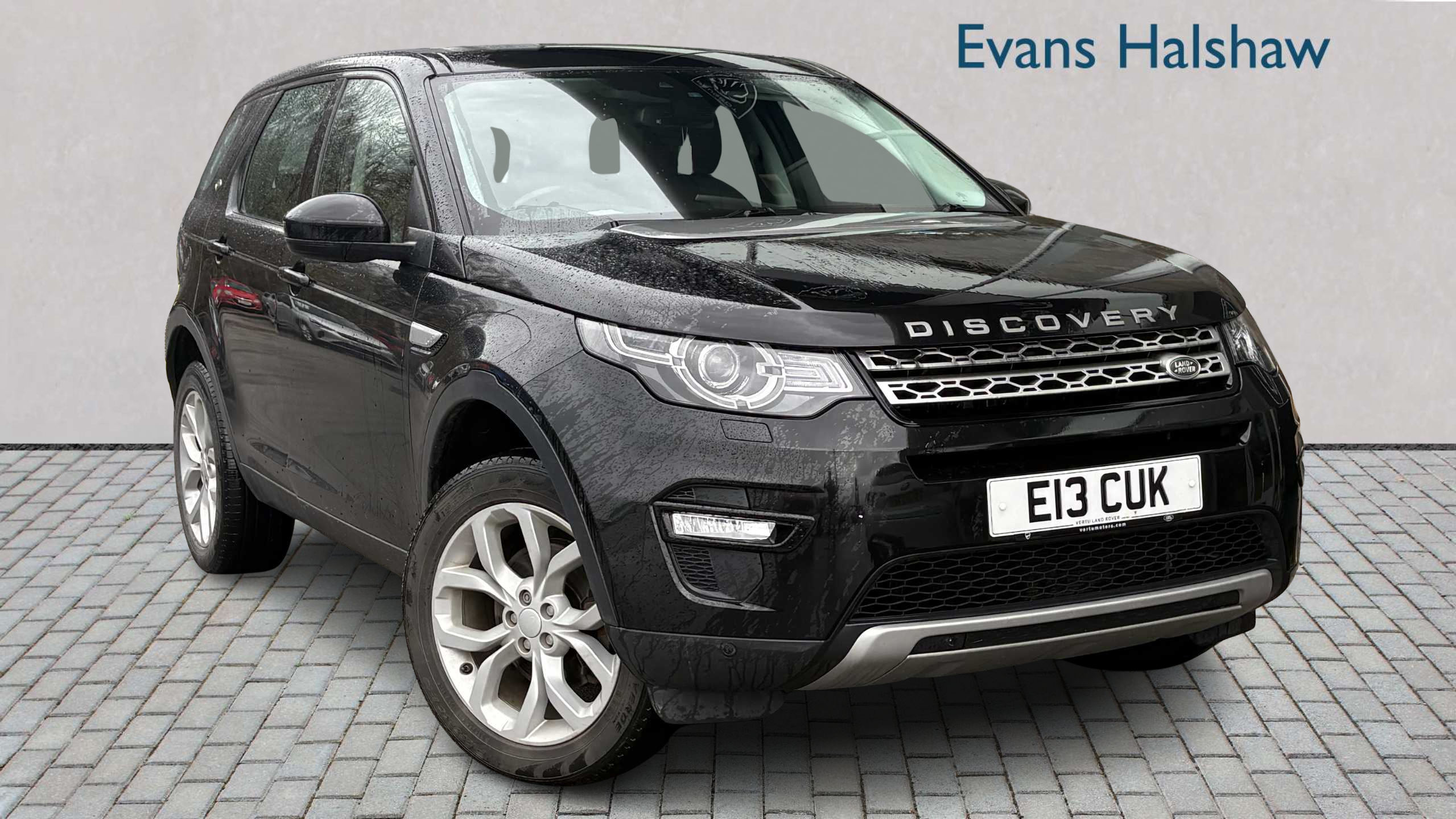 Main listing image - Land Rover Discovery Sport
